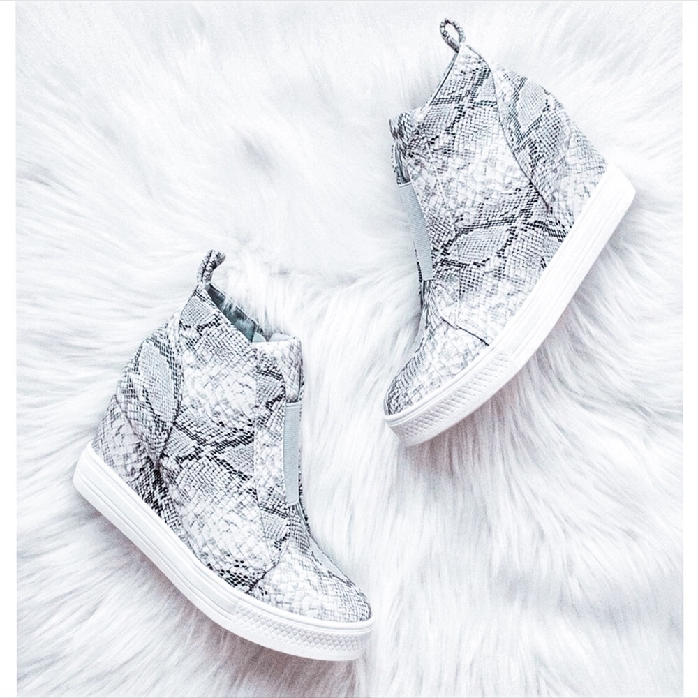 Snake Print Wedge Platform Sneakers - Picture 2 of 8